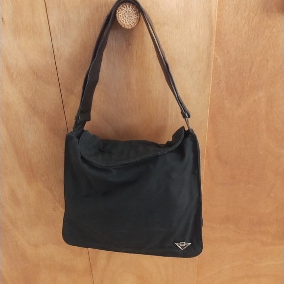 Vintage Bottega Veneta Nylon Black Women's Crossbody Bag - Picture 8 of 12